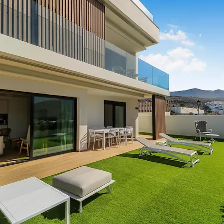Apartment 3br Tropical Views